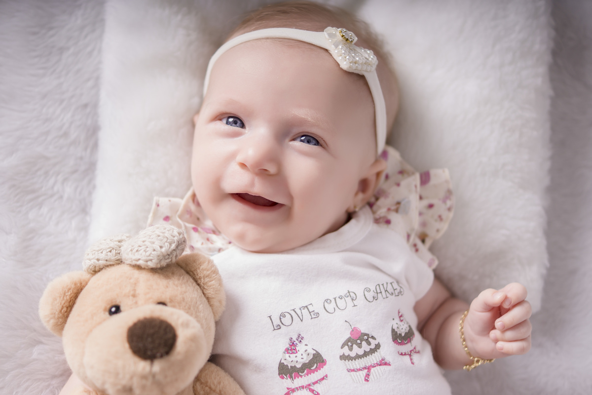 bebê sorrindo