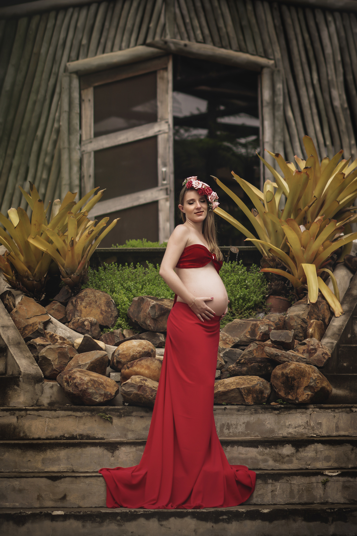 gestante de vermelho