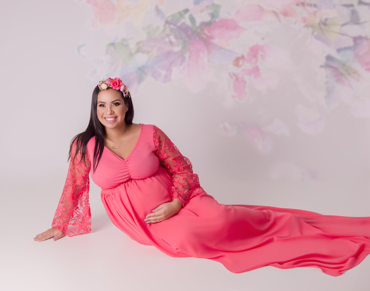 gestante de rosa