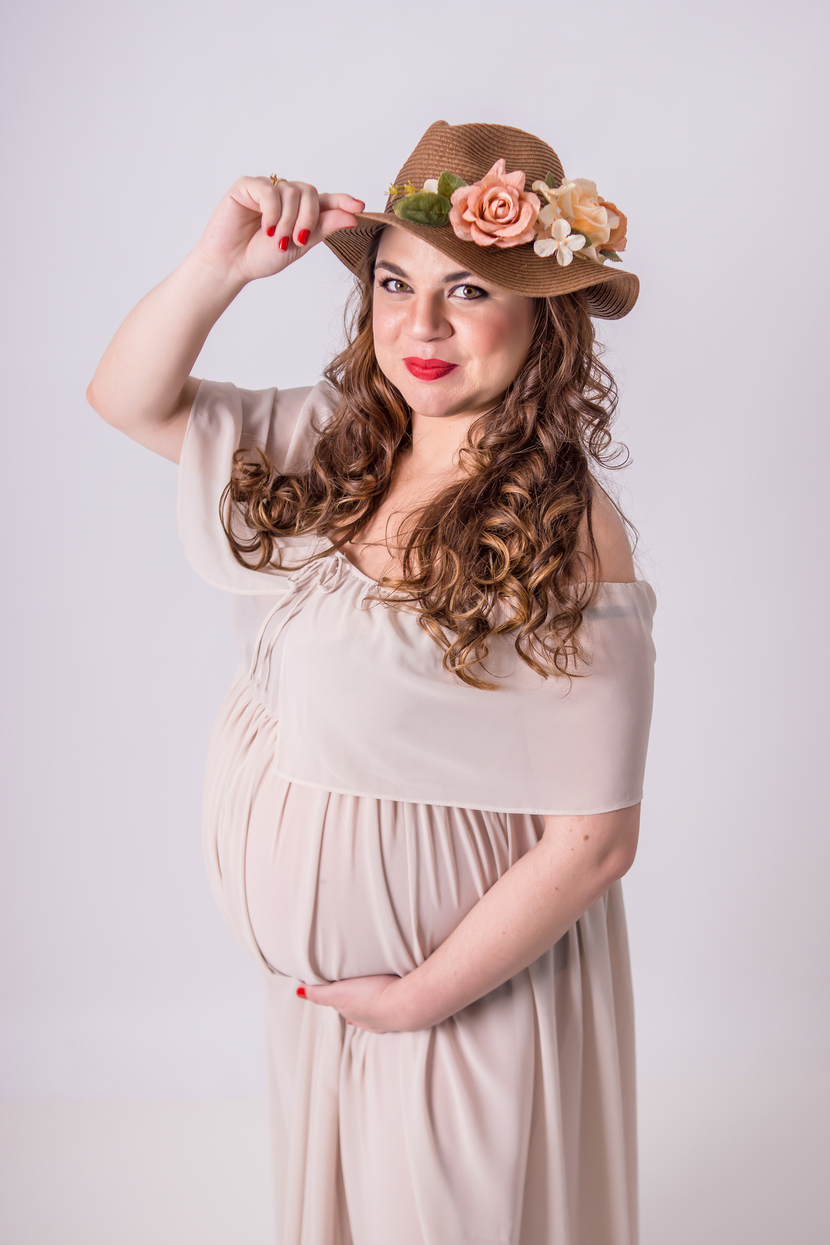gestante vestido nude estúdio