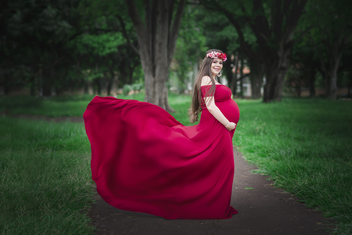vestido voando gestante grávida