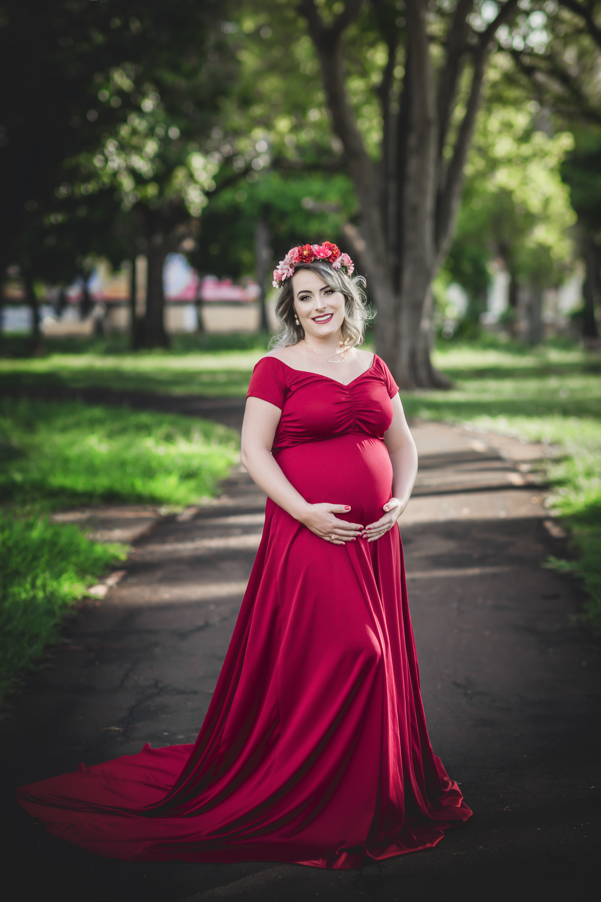 vestido vermelho de grávida