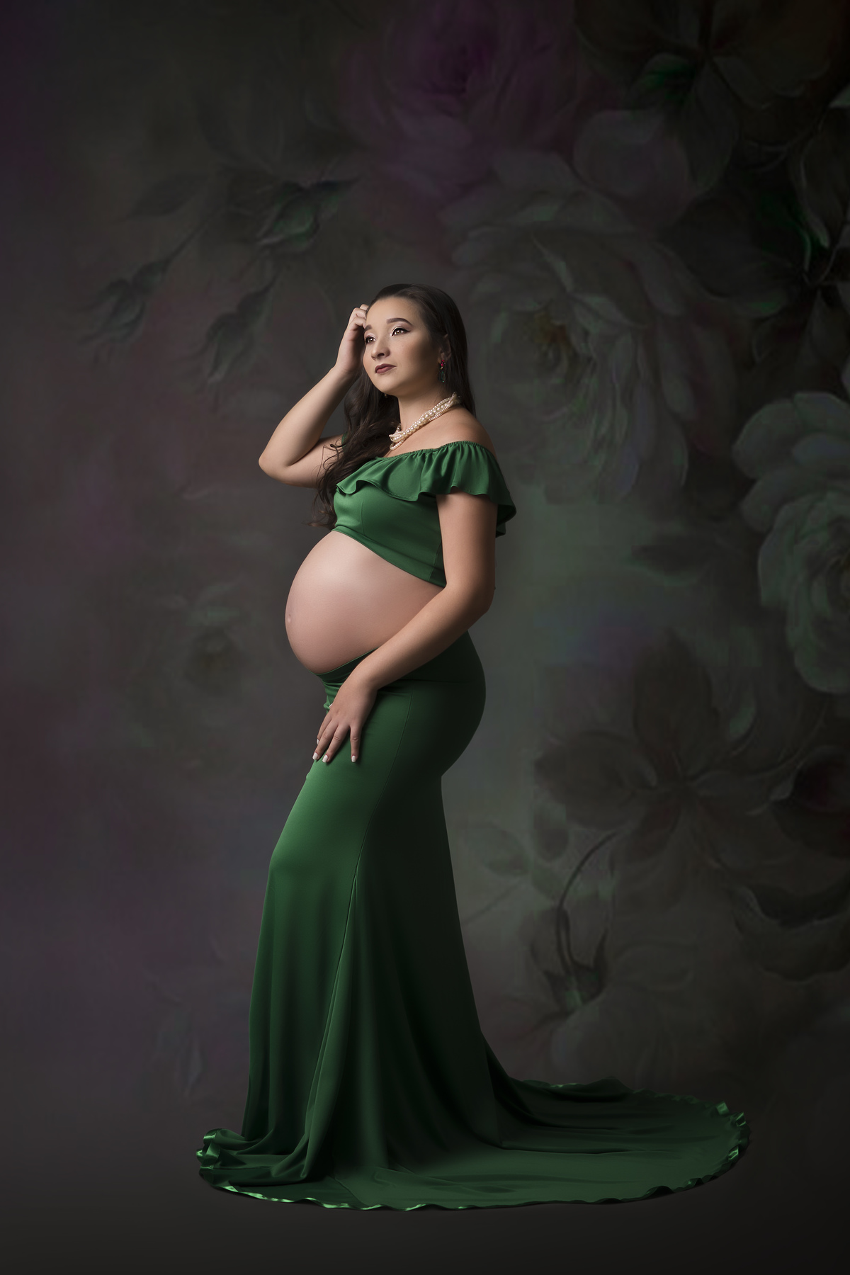 GESTANTE VESTIDO VERDE FUNDO FLORIDO