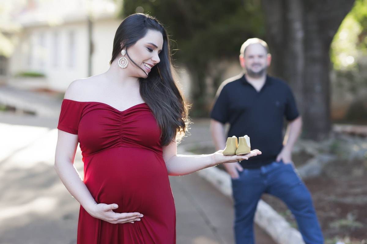 gestante de vermelho