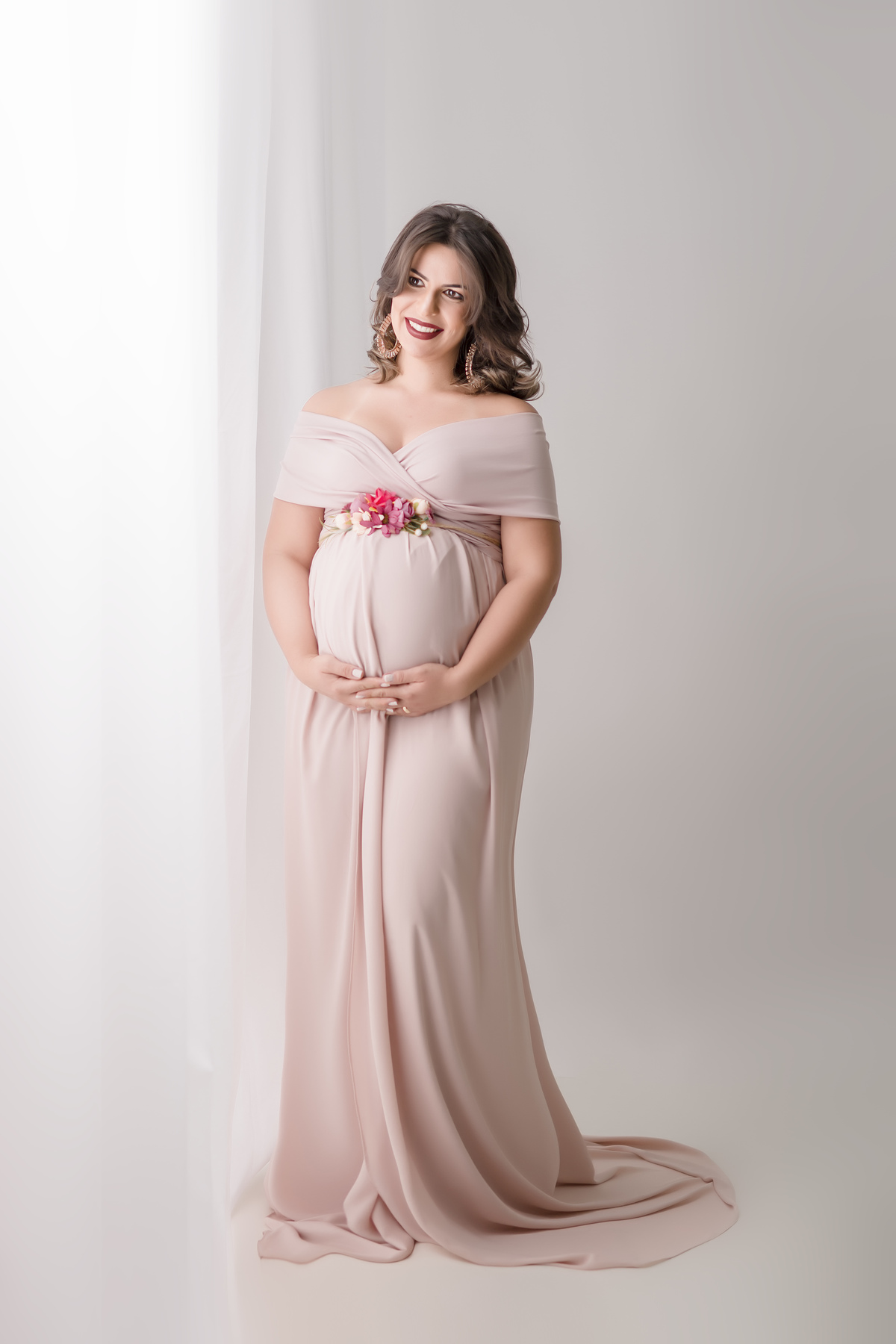 vestido nude de gestante