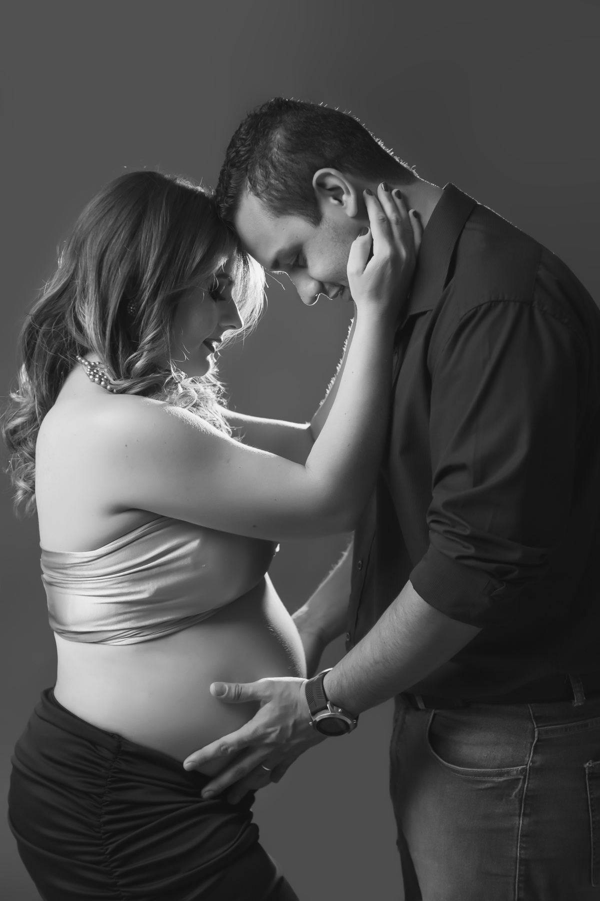 fotografia preto e branco de grávida