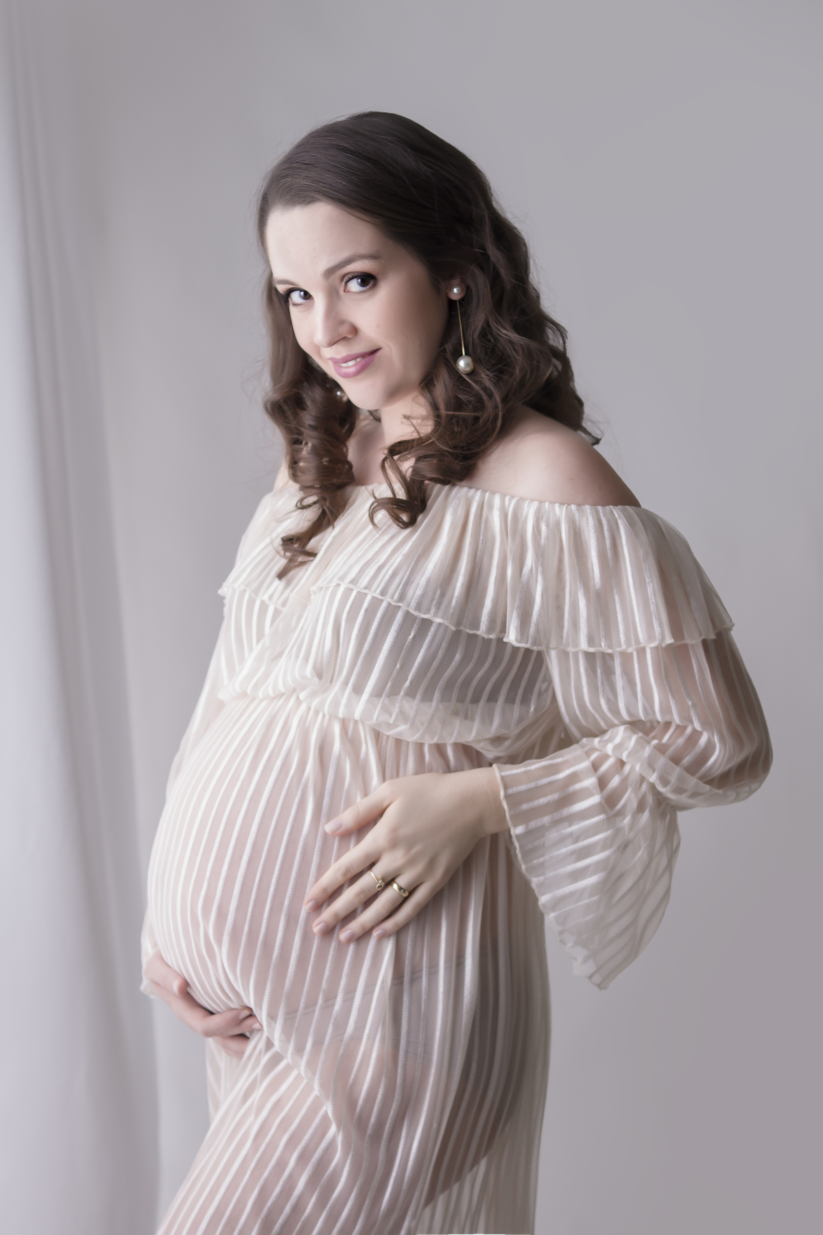 grávida em estúdio
