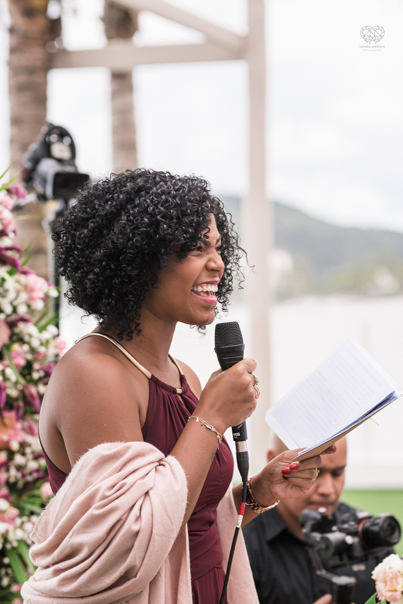 casamento feito na praia pe na areia na casa 170 no guaruja  grupo wedding destination fotos pela fotografa premiada nayara andrade de santos casamento rustico de dia com decoraçao praia fotos emocionantes e artisticas para noivas e noivos