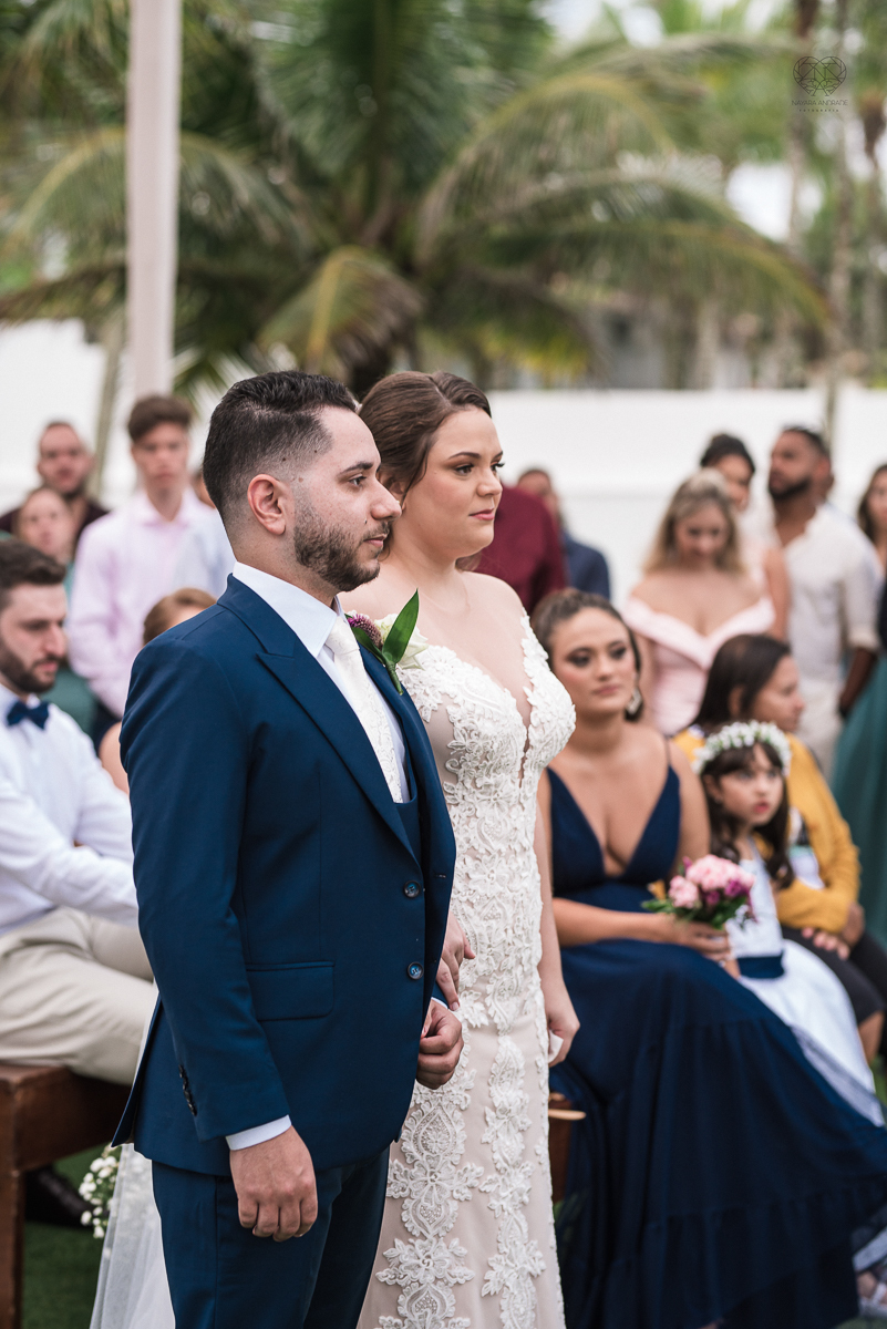 casamento feito na praia pe na areia na casa 170 no guaruja  grupo wedding destination fotos pela fotografa premiada nayara andrade de santos casamento rustico de dia com decoraçao praia fotos emocionantes e artisticas para noivas e noivos