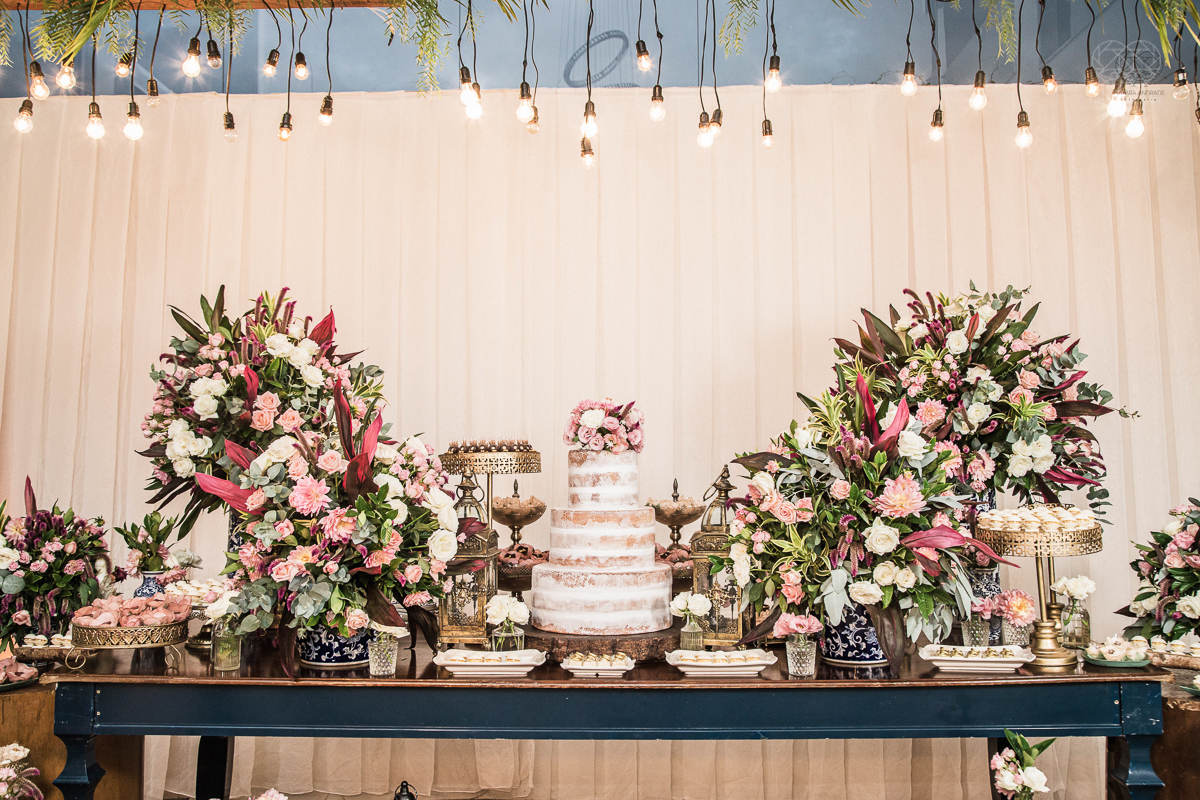casamento feito na praia pe na areia na casa 170 no guaruja  grupo wedding destination fotos pela fotografa premiada nayara andrade de santos casamento rustico de dia com decoraçao praia fotos emocionantes e artisticas para noivas e noivos
