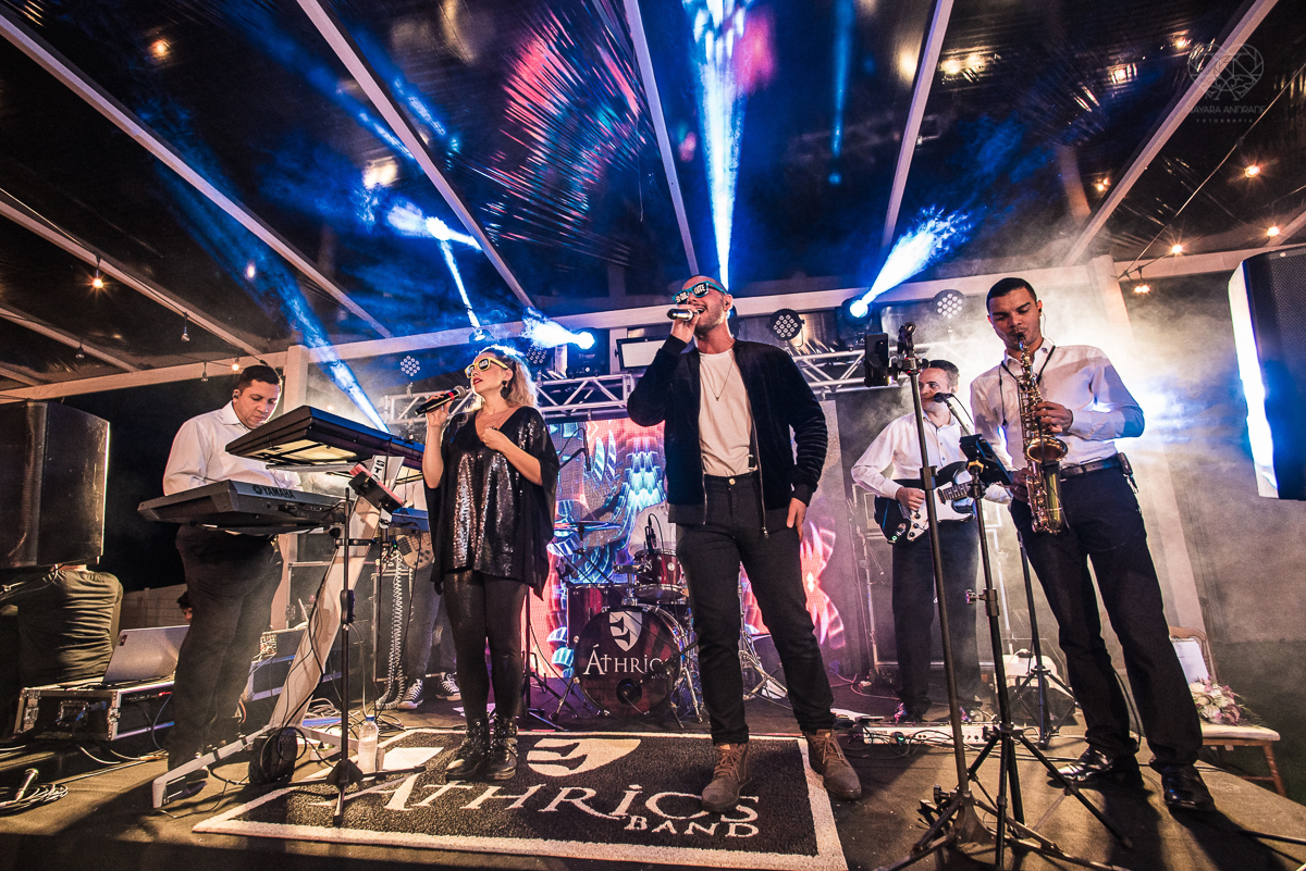 casamento feito na praia pe na areia na casa 170 no guaruja  grupo wedding destination fotos pela fotografa premiada nayara andrade de santos casamento rustico de dia com decoraçao praia fotos emocionantes e artisticas para noivas e noivos