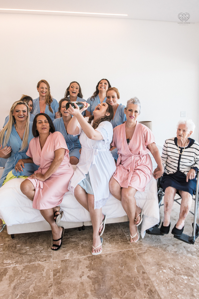 casamento feito na praia pe na areia na casa 170 no guaruja  grupo wedding destination fotos pela fotografa premiada nayara andrade de santos casamento rustico de dia com decoraçao praia fotos emocionantes e artisticas para noivas e noivos