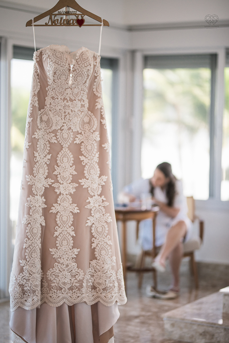 casamento feito na praia pe na areia na casa 170 no guaruja  grupo wedding destination fotos pela fotografa premiada nayara andrade de santos casamento rustico de dia com decoraçao praia fotos emocionantes e artisticas para noivas e noivos