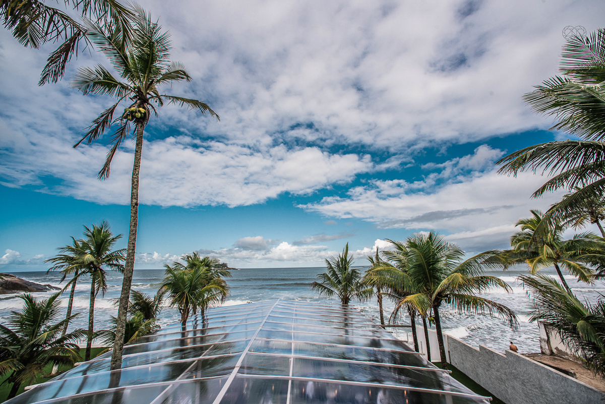 casamento feito na praia pe na areia na casa 170 no guaruja  grupo wedding destination fotos pela fotografa premiada nayara andrade de santos casamento rustico de dia com decoraçao praia fotos emocionantes e artisticas para noivas e noivos