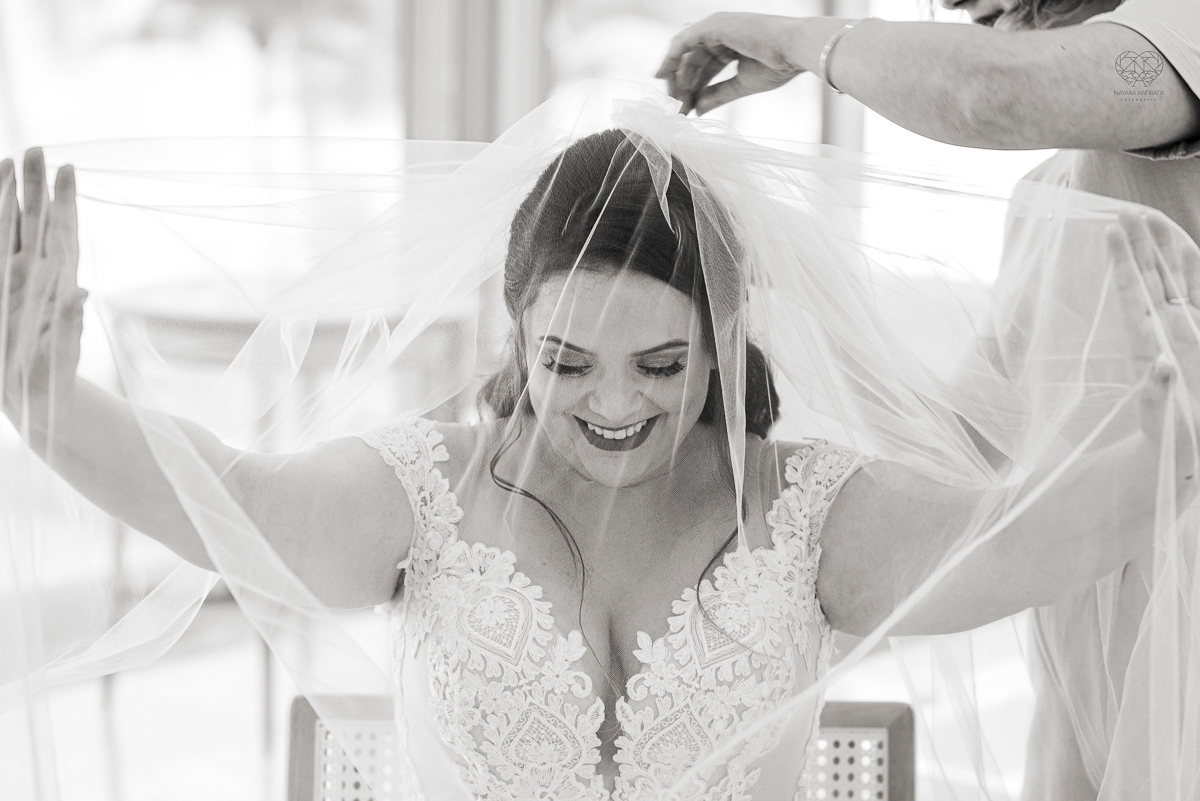 casamento feito na praia pe na areia na casa 170 no guaruja  grupo wedding destination fotos pela fotografa premiada nayara andrade de santos casamento rustico de dia com decoraçao praia fotos emocionantes e artisticas para noivas e noivos