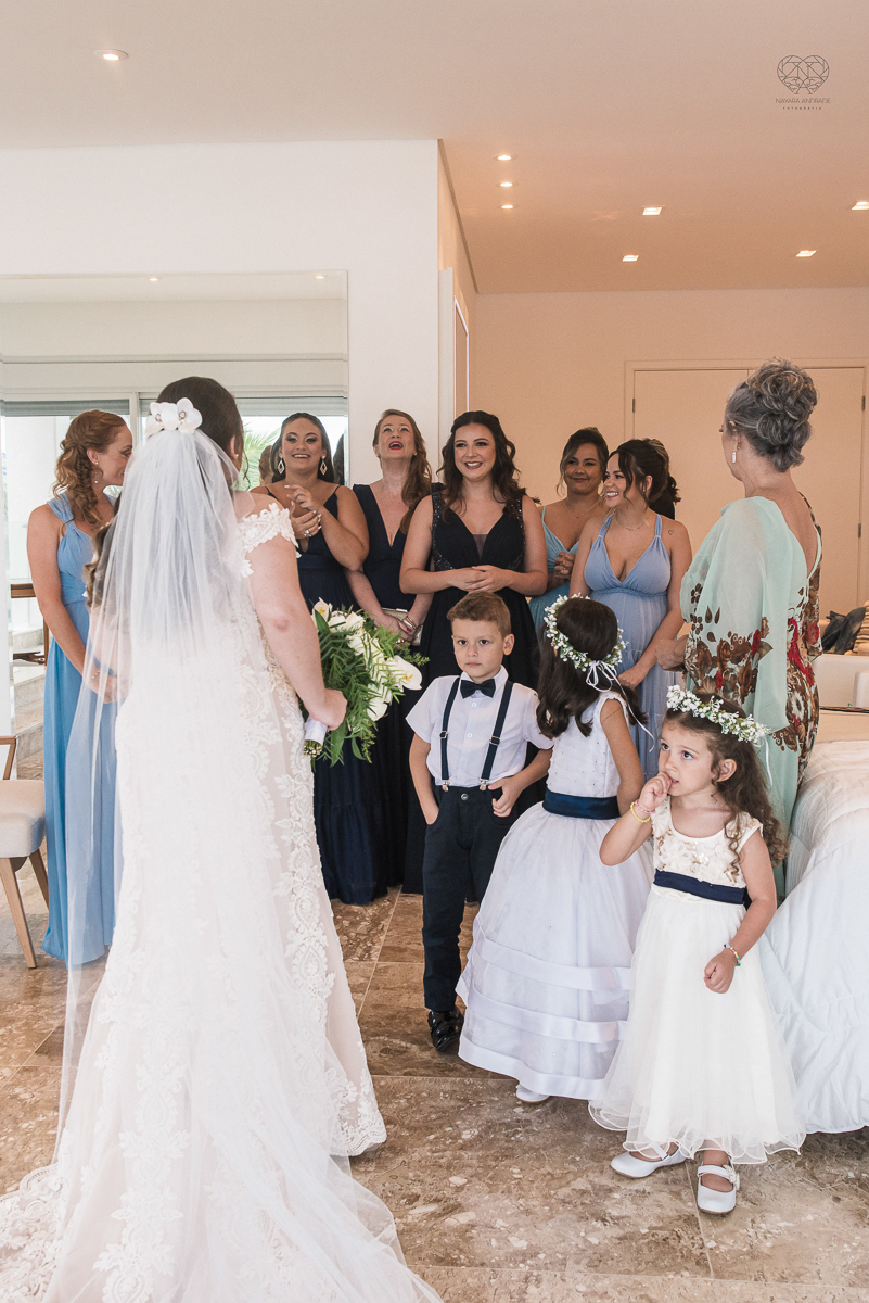 casamento feito na praia pe na areia na casa 170 no guaruja  grupo wedding destination fotos pela fotografa premiada nayara andrade de santos casamento rustico de dia com decoraçao praia fotos emocionantes e artisticas para noivas e noivos