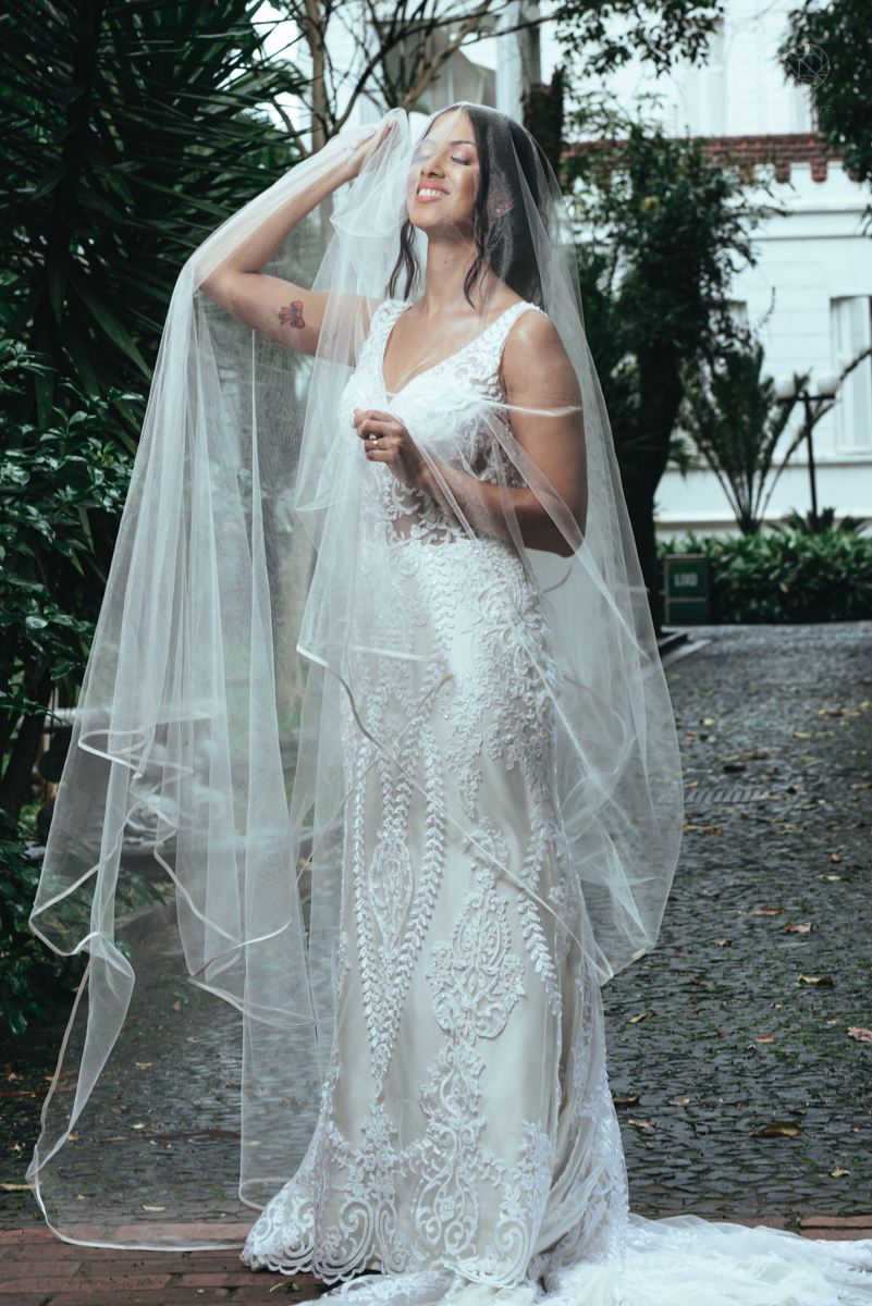 casamento intimista de dia na forneria calixto na pinacoteca de santos noiva classica mini wedding rustico fotos pela fotografa Nayara Andrade