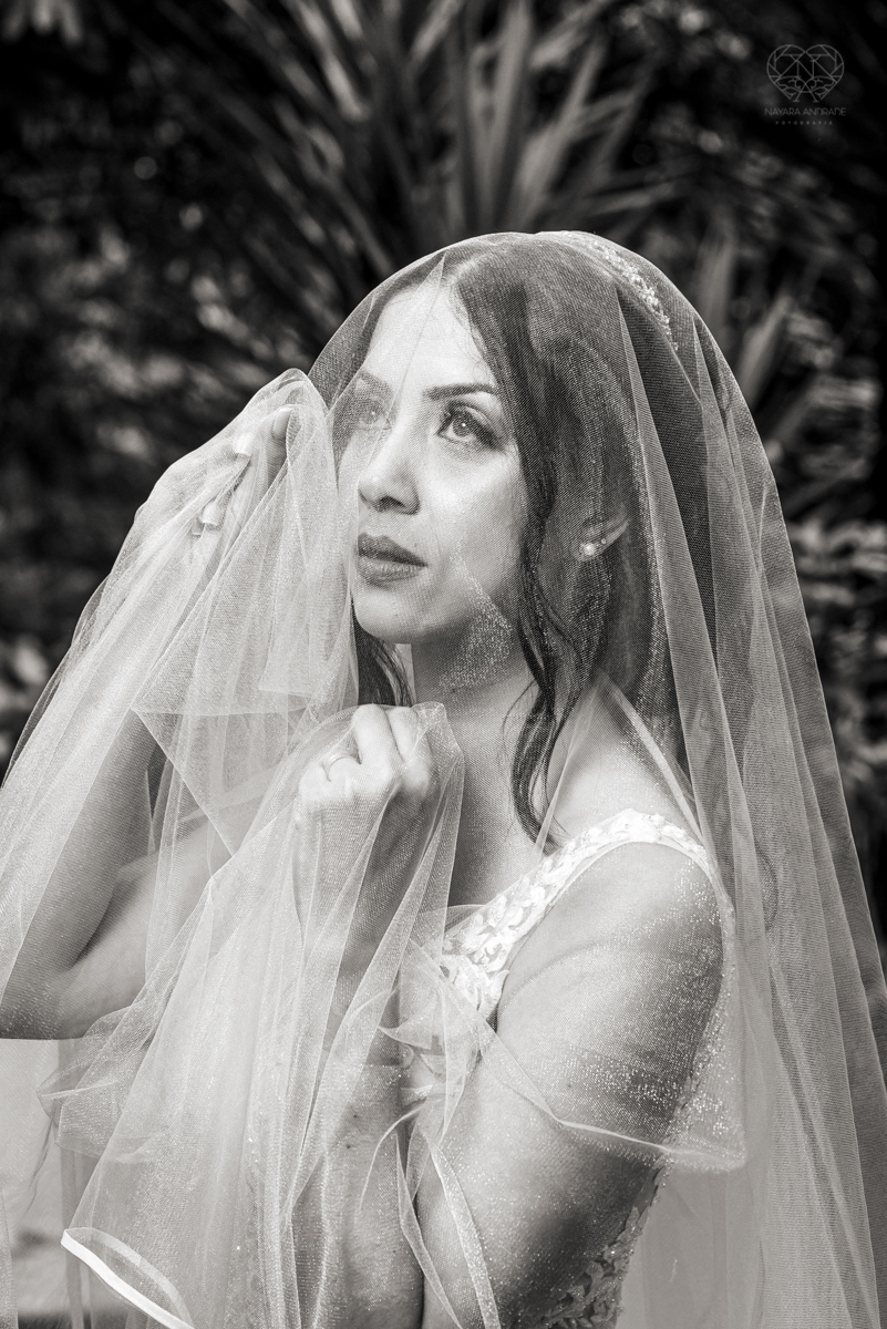 casamento intimista de dia na forneria calixto na pinacoteca de santos noiva classica mini wedding rustico fotos pela fotografa Nayara Andrade