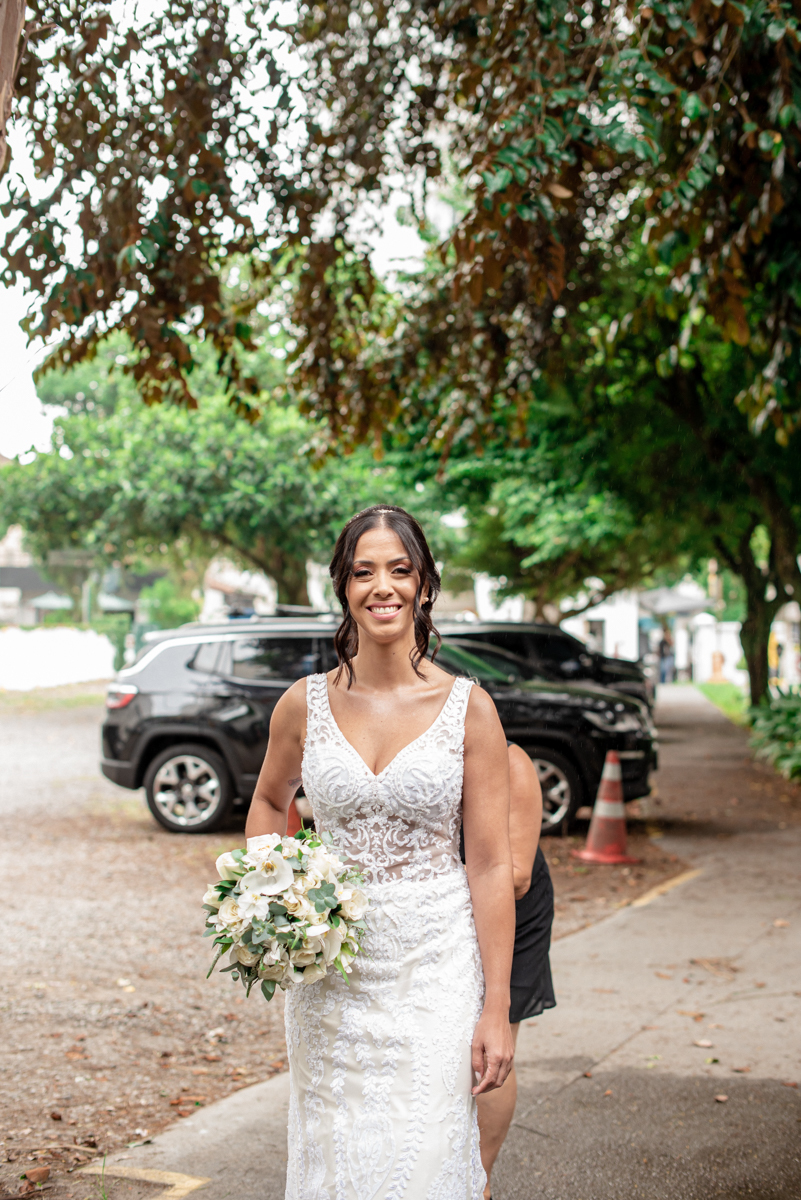 casamento intimista de dia na forneria calixto na pinacoteca de santos noiva classica mini wedding rustico fotos pela fotografa Nayara Andrade