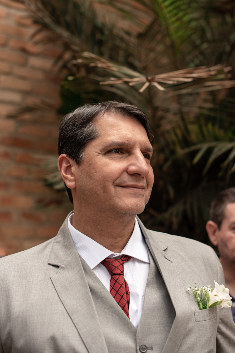 casamento intimista de dia na forneria calixto na pinacoteca de santos noiva classica mini wedding rustico fotos pela fotografa Nayara Andrade