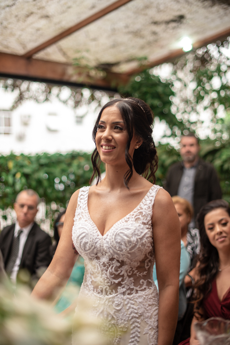 casamento intimista de dia na forneria calixto na pinacoteca de santos noiva classica mini wedding rustico fotos pela fotografa Nayara Andrade