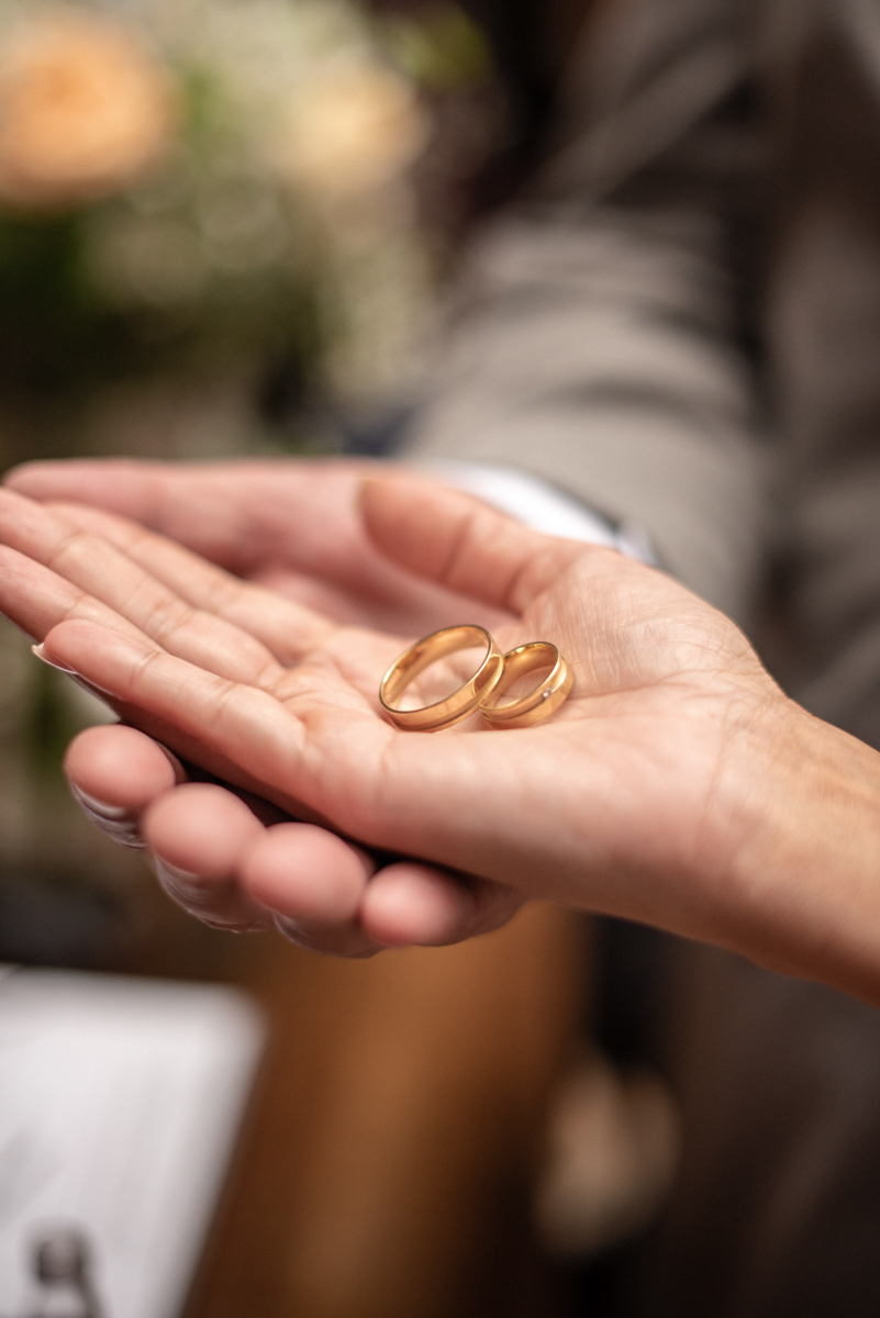 casamento intimista de dia na forneria calixto na pinacoteca de santos noiva classica mini wedding rustico fotos pela fotografa Nayara Andrade