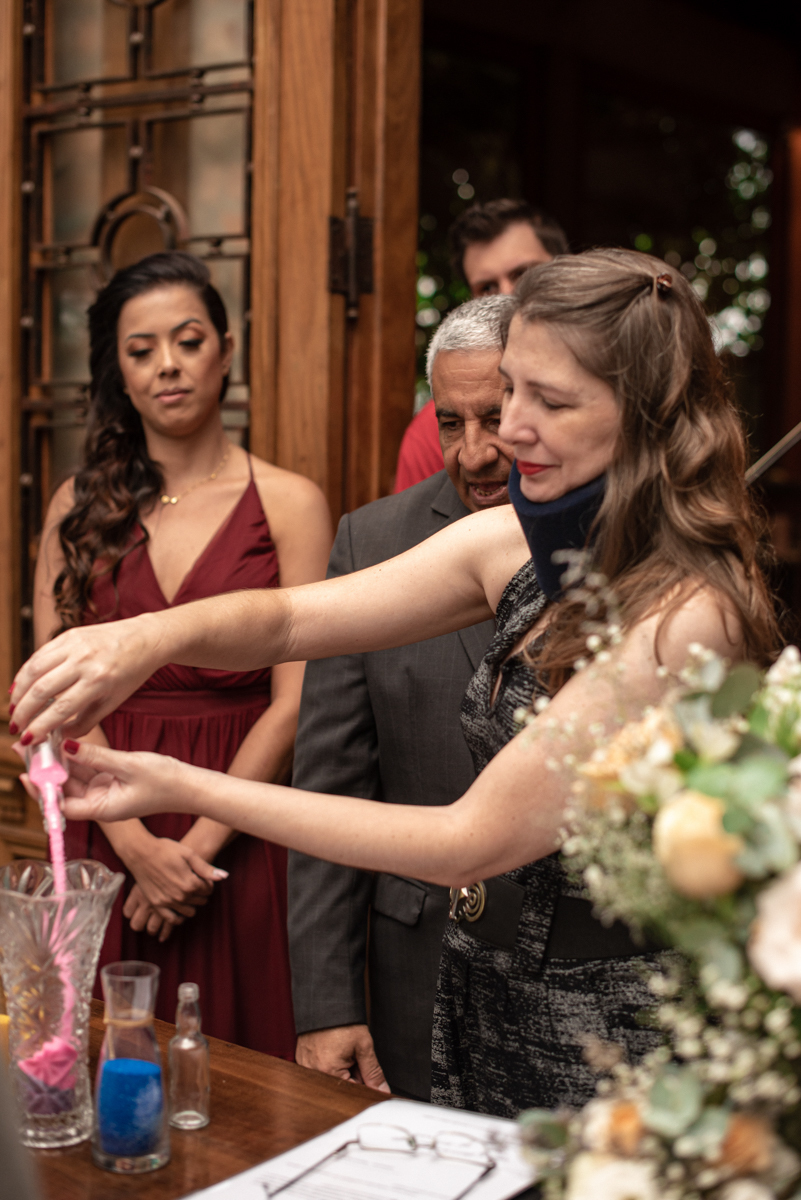 casamento intimista de dia na forneria calixto na pinacoteca de santos noiva classica mini wedding rustico fotos pela fotografa Nayara Andrade