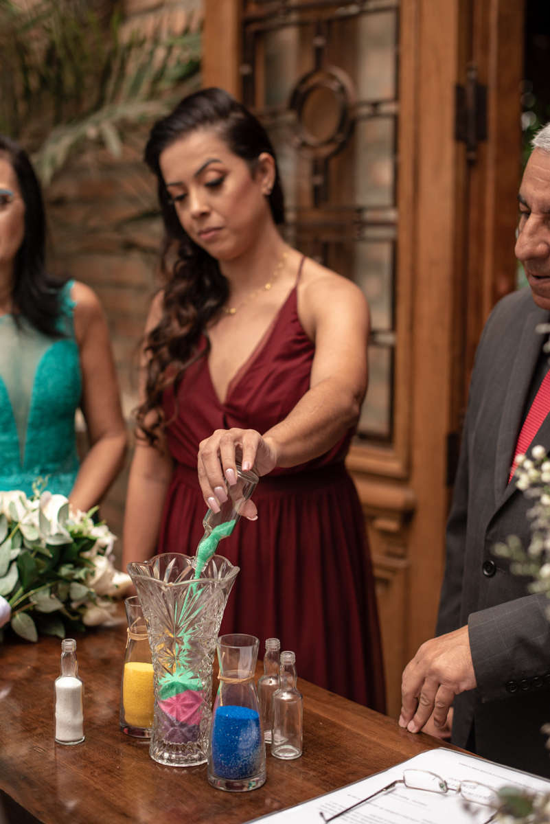 casamento intimista de dia na forneria calixto na pinacoteca de santos noiva classica mini wedding rustico fotos pela fotografa Nayara Andrade