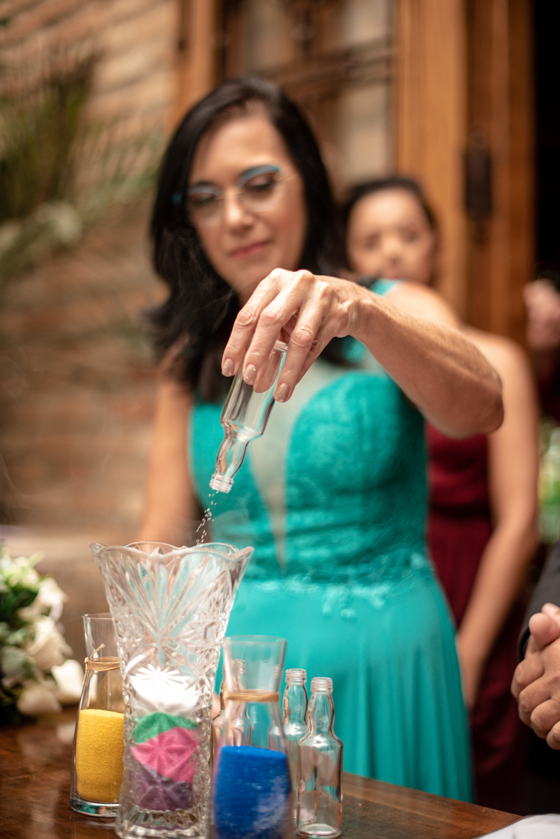 casamento intimista de dia na forneria calixto na pinacoteca de santos noiva classica mini wedding rustico fotos pela fotografa Nayara Andrade