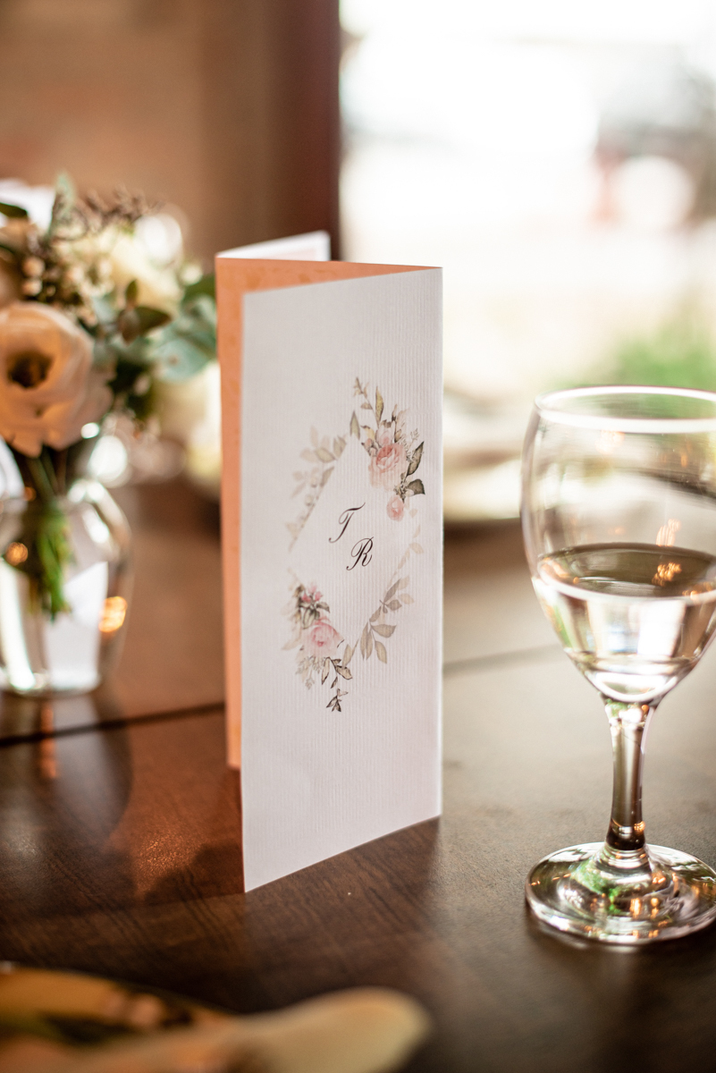 casamento intimista de dia na forneria calixto na pinacoteca de santos noiva classica mini wedding rustico fotos pela fotografa Nayara Andrade