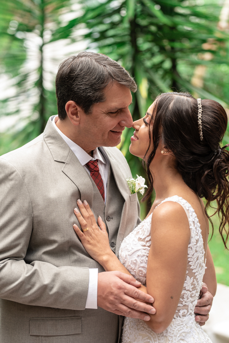 casamento intimista de dia na forneria calixto na pinacoteca de santos noiva classica mini wedding rustico fotos pela fotografa Nayara Andrade