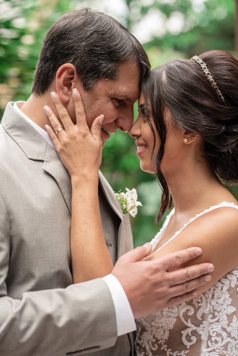 casamento intimista de dia na forneria calixto na pinacoteca de santos noiva classica mini wedding rustico fotos pela fotografa Nayara Andrade