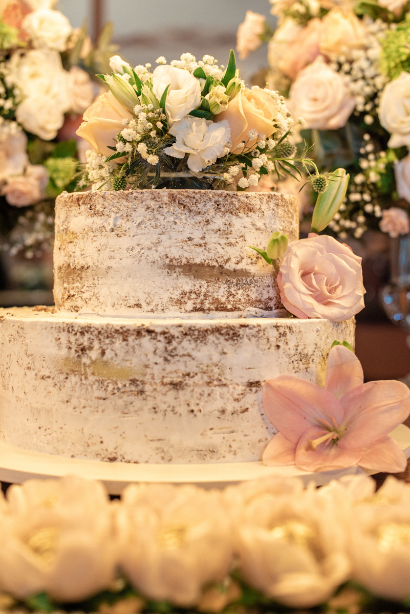 casamento intimista de dia na forneria calixto na pinacoteca de santos noiva classica mini wedding rustico fotos pela fotografa Nayara Andrade