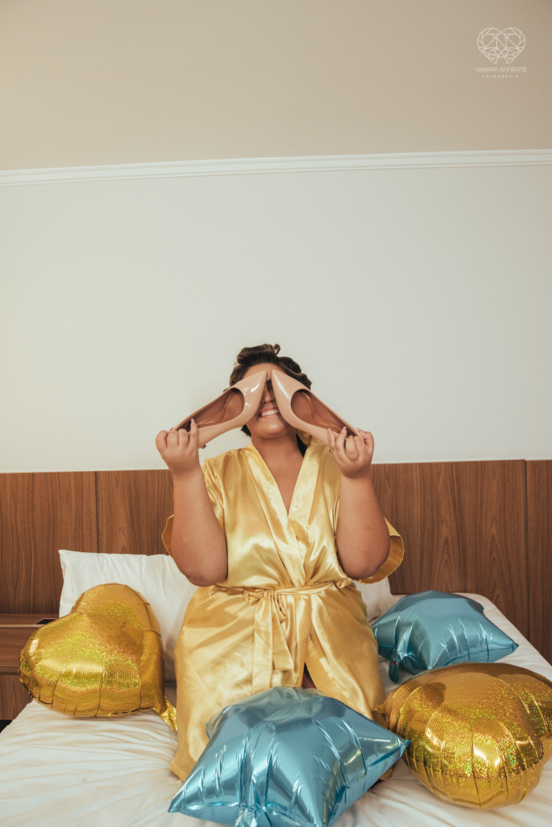 aniversaio de 15 anos debutante veste Guga Cardoso vestido de cinderela e festa tematica organizada por Danilo Monteiro eventos e fotografada pela fotografa premiada Nayara Andrade fotografia fotos artisticas do 15zao da Duda