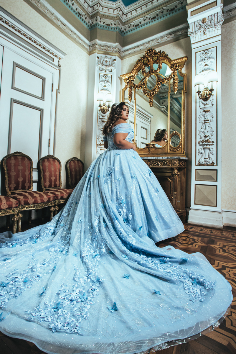 aniversaio de 15 anos  ensaio teensession vestido de cinderela e festa tematica organizada por Danilo Monteiro eventos e fotografada pela fotografa premiada Nayara Andrade fotografia fotos artisticas do 15zao da Duda