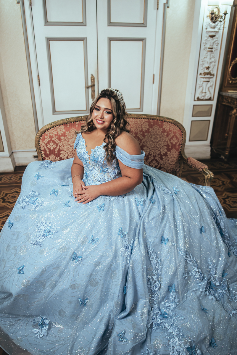 aniversaio de 15 anos  ensaio teensession vestido de cinderela e festa tematica organizada por Danilo Monteiro eventos e fotografada pela fotografa premiada Nayara Andrade fotografia fotos artisticas do 15zao da Duda