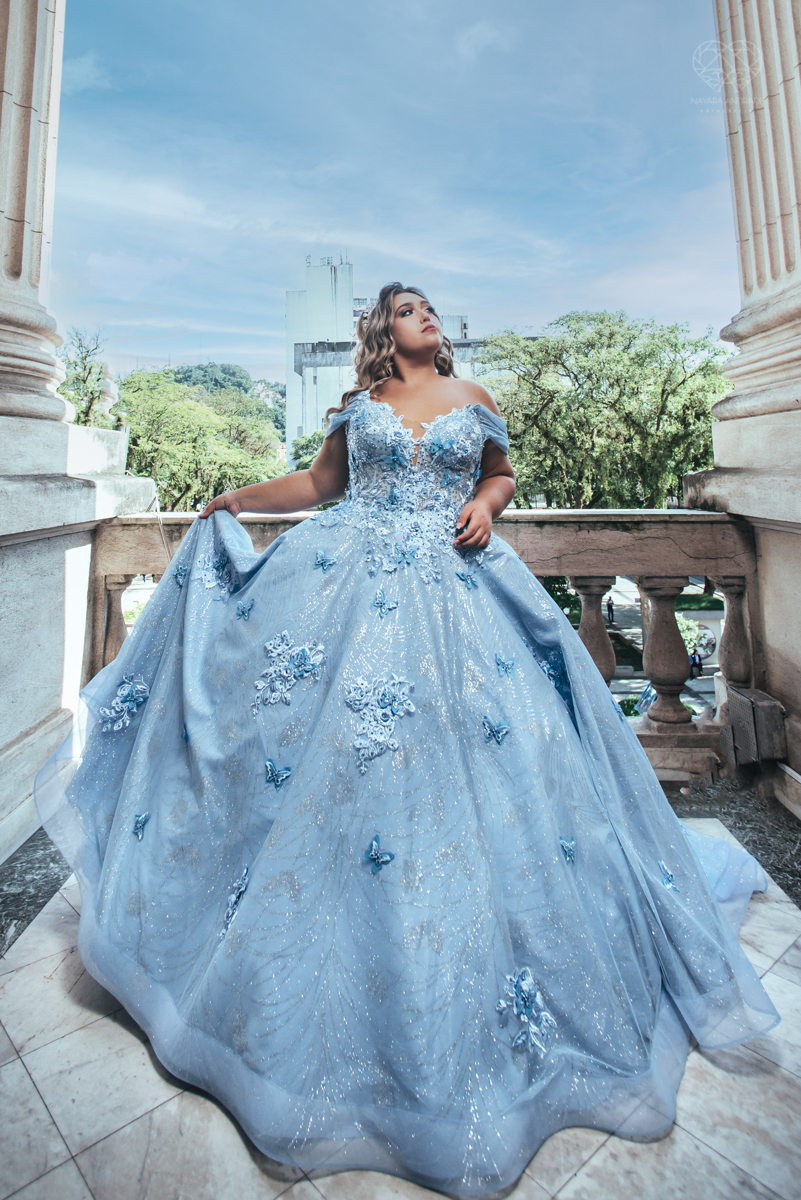 aniversaio de 15 anos  ensaio teensession vestido de cinderela e festa tematica organizada por Danilo Monteiro eventos e fotografada pela fotografa premiada Nayara Andrade fotografia fotos artisticas do 15zao da Duda