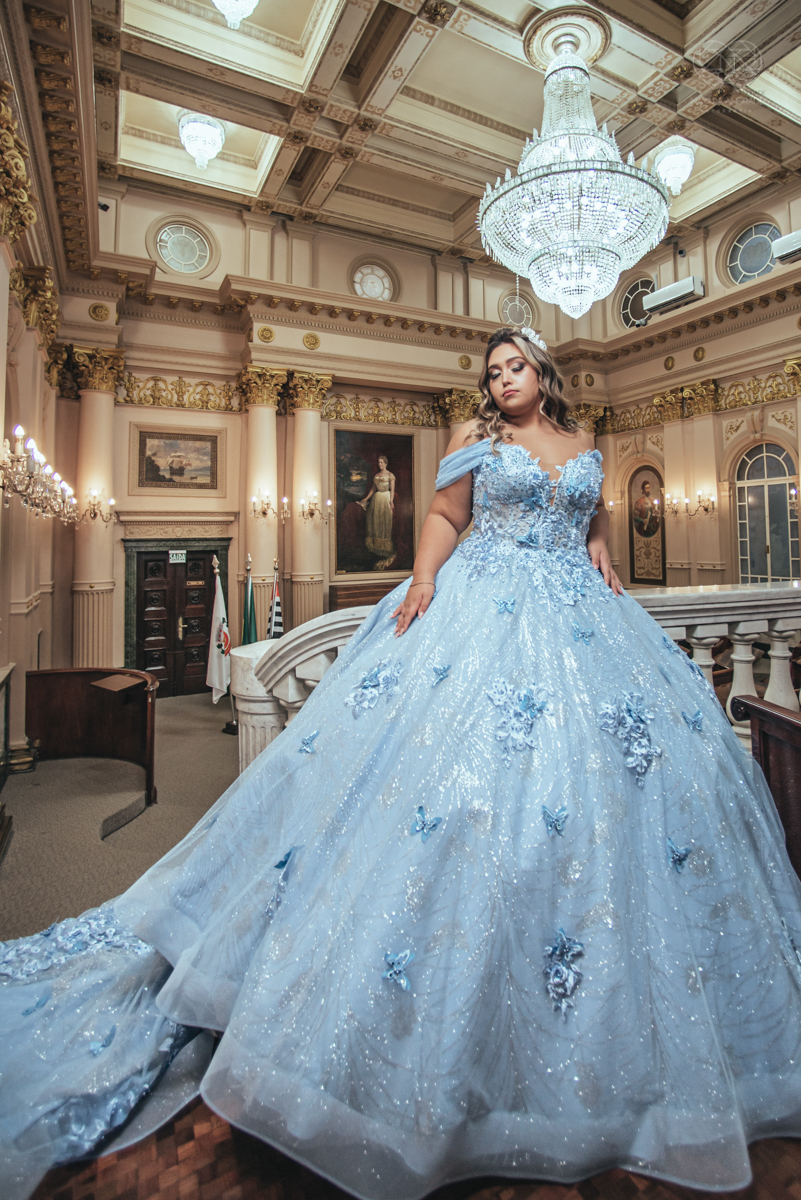 aniversaio de 15 anos  ensaio teensession vestido de cinderela e festa tematica organizada por Danilo Monteiro eventos e fotografada pela fotografa premiada Nayara Andrade fotografia fotos artisticas do 15zao da Duda