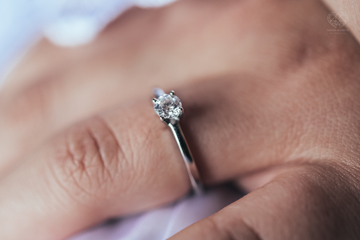 casamento rustico no campo com noiva romantica e noivo militar  make up por Samah e vestido princesa e noivo de farda decoraçao boho chic fotografia pela fotografa premiada nayara andrade inspiracao de casamento no campo