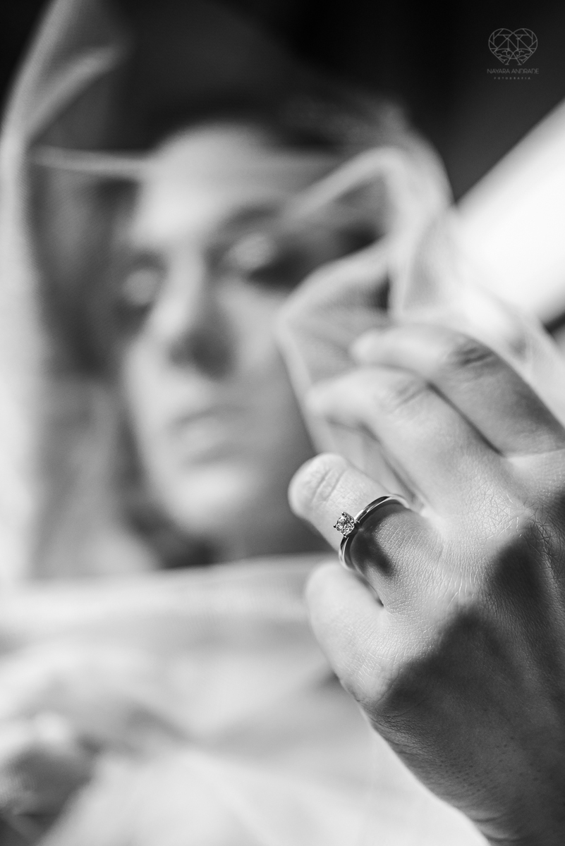 casamento rustico no campo com noiva romantica e noivo militar  make up por Samah e vestido princesa e noivo de farda decoraçao boho chic fotografia pela fotografa premiada nayara andrade inspiracao de casamento no campo making of noiva