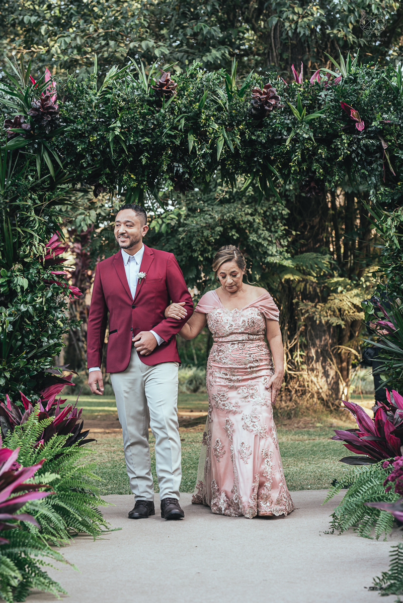 fotografia de casamento no buffet afrikan house em sao paulo. Casamento de dia noiva negra inspiraçao africana fotografa nayara andrade premiada mundialmente com fotos artisticas e emocionantes para casamento fotos making of noiva negra