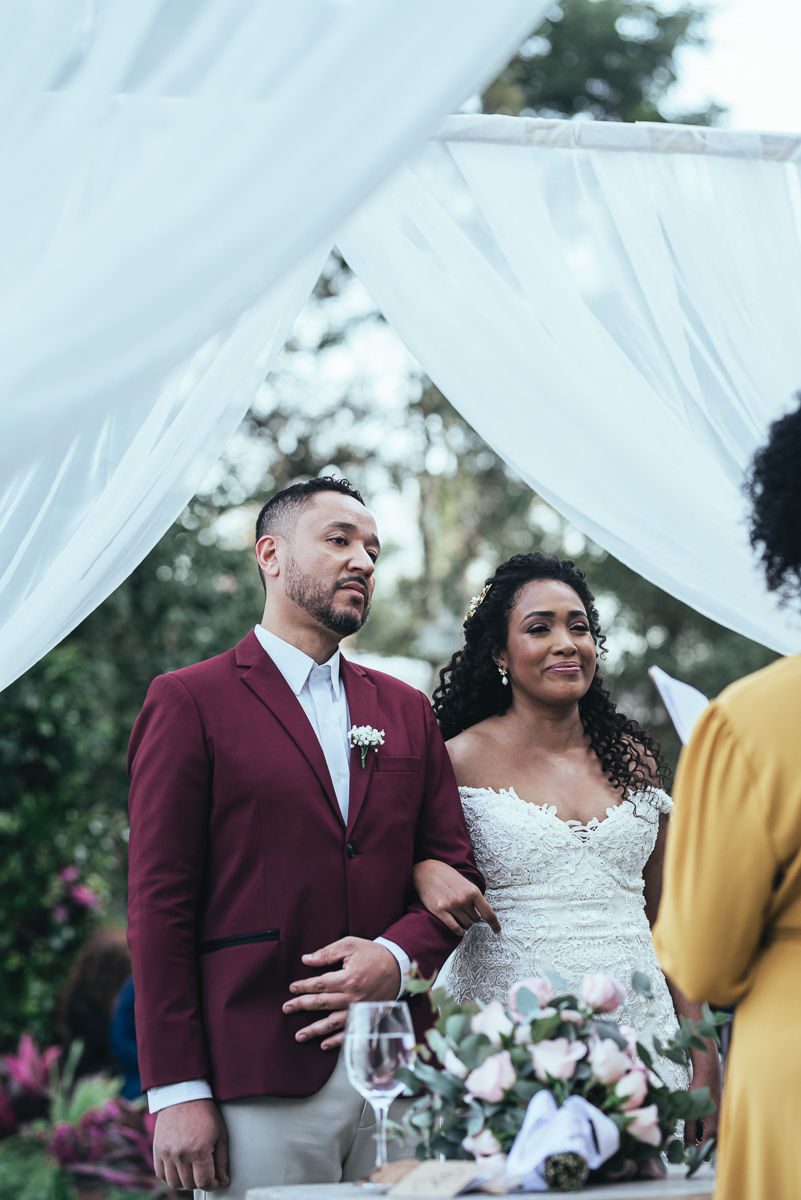 fotografia de casamento no buffet afrikan house em sao paulo. Casamento de dia noiva negra inspiraçao africana fotografa nayara andrade premiada mundialmente com fotos artisticas e emocionantes para casamento fotos making of noiva negra