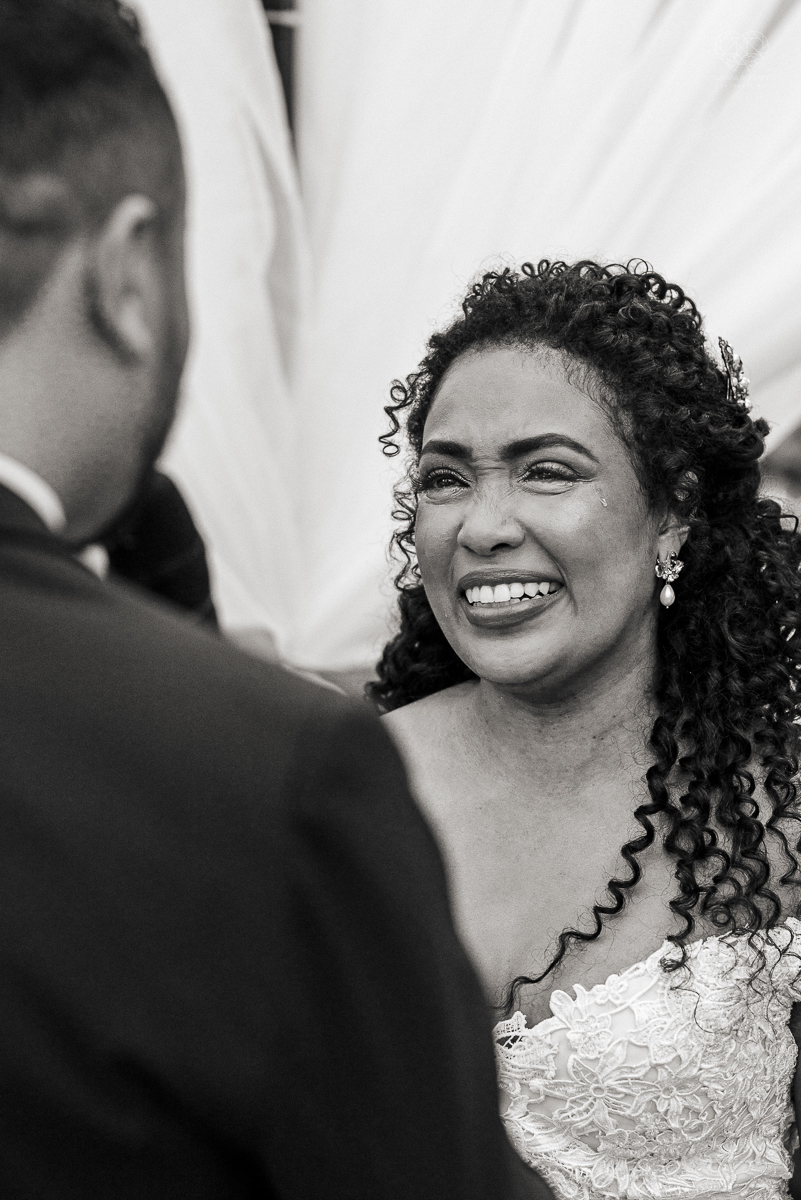 fotografia de casamento no buffet afrikan house em sao paulo. Casamento de dia noiva negra inspiraçao africana fotografa nayara andrade premiada mundialmente com fotos artisticas e emocionantes para casamento fotos making of noiva negra