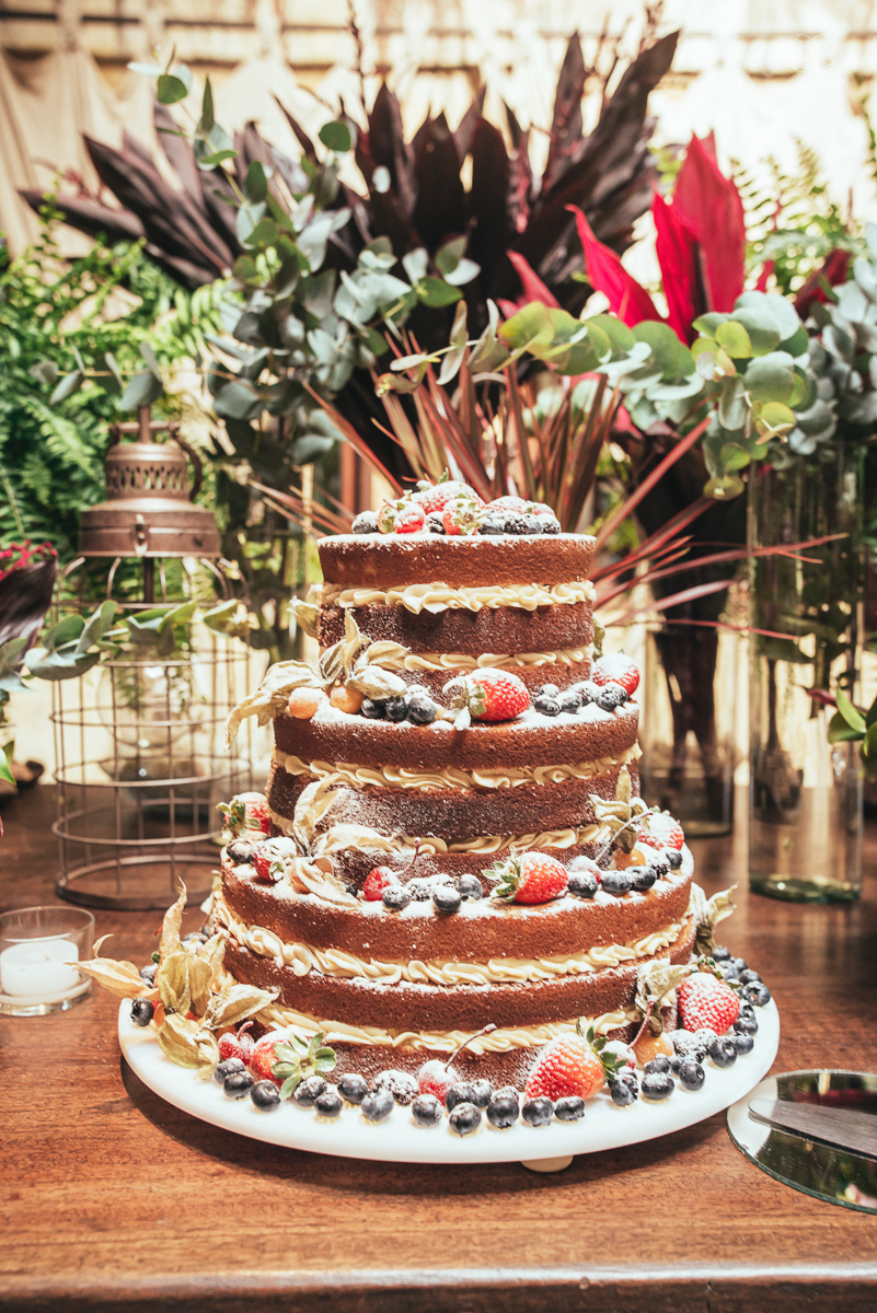 fotografia de casamento no buffet afrikan house em sao paulo. Casamento de dia noiva negra inspiraçao africana fotografa nayara andrade premiada mundialmente com fotos artisticas e emocionantes para casamento