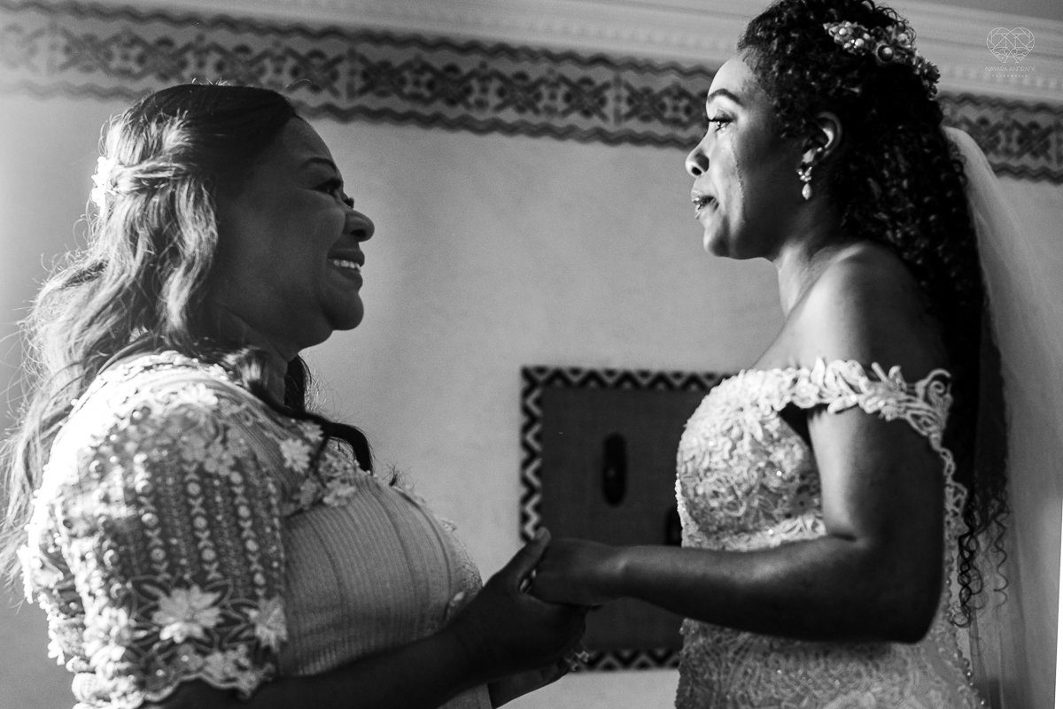 fotografia de casamento no buffet afrikan house em sao paulo. Casamento de dia noiva negra inspiraçao africana fotografa nayara andrade premiada mundialmente com fotos artisticas e emocionantes para casamento fotos making of noiva negra