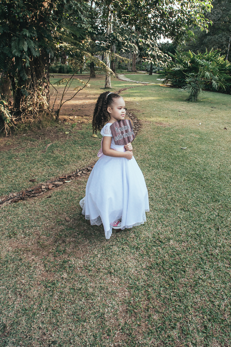 fotografia de casamento no buffet afrikan house em sao paulo. Casamento de dia noiva negra inspiraçao africana fotografa nayara andrade premiada mundialmente com fotos artisticas e emocionantes para casamento fotos making of noiva negra