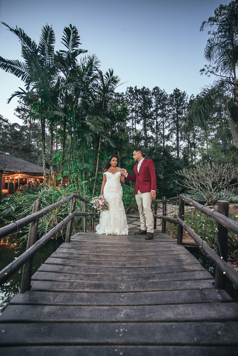 fotografia de casamento no buffet afrikan house em sao paulo. Casamento de dia noiva negra inspiraçao africana fotografa nayara andrade premiada mundialmente com fotos artisticas e emocionantes para casamento fotos cerimonia no campo