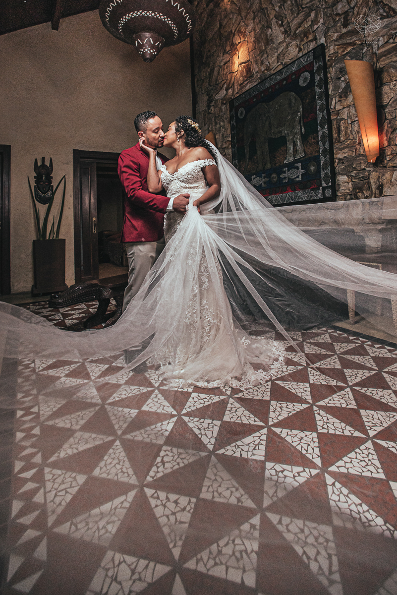fotografia de casamento no buffet afrikan house em sao paulo. Casamento de dia noiva negra inspiraçao africana fotografa nayara andrade premiada mundialmente com fotos artisticas e emocionantes para casamento fotos cerimonia no campo