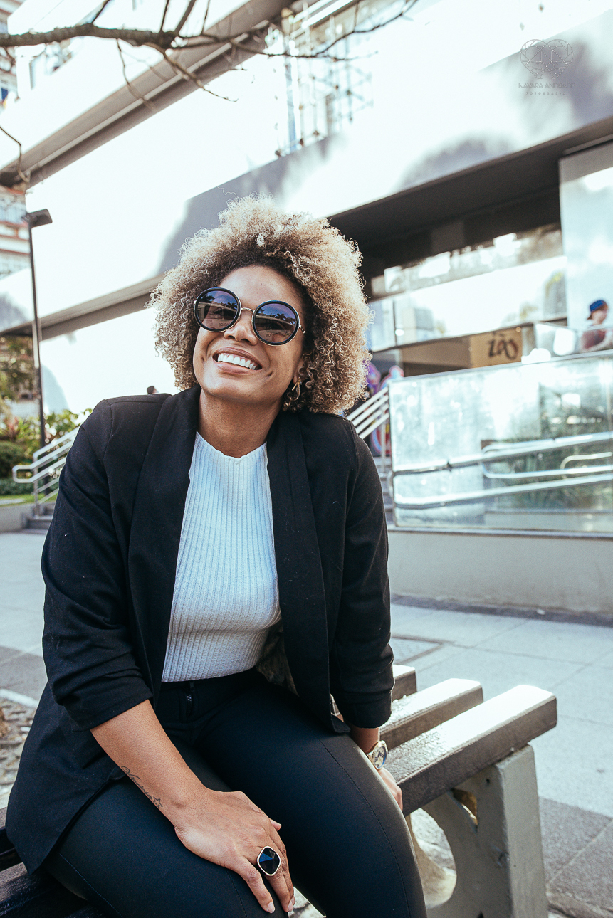 fotografia documental de ruas pela fotografa premiada nayara andrade  nas ruas de santos, artistas de rua street  documentario fotografia de rua 