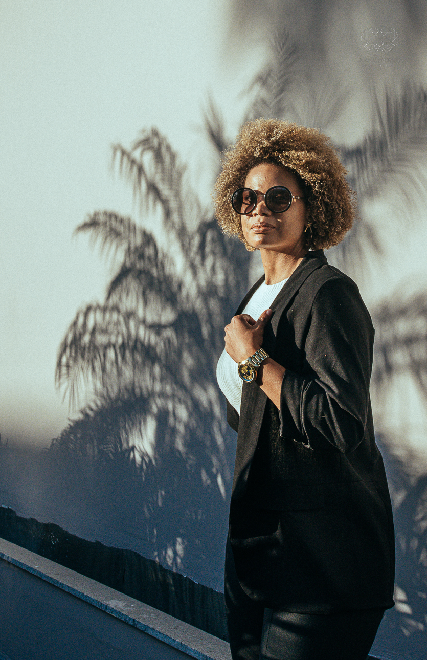 fotografia documental de ruas pela fotografa premiada nayara andrade  nas ruas de santos, artistas de rua street  documentario fotografia de rua 